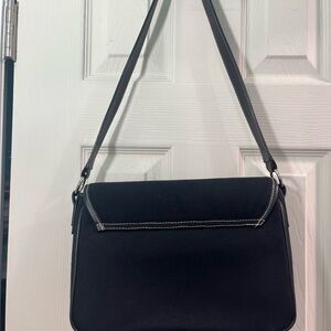 Anne Klein canvas purse snap shoulder excellent black